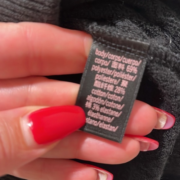 Victoria's Secret Black LOVE Embroidered Sweatshirt Small S - Picture 4 of 7